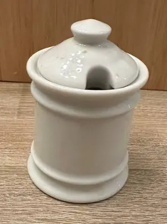 Honey pot