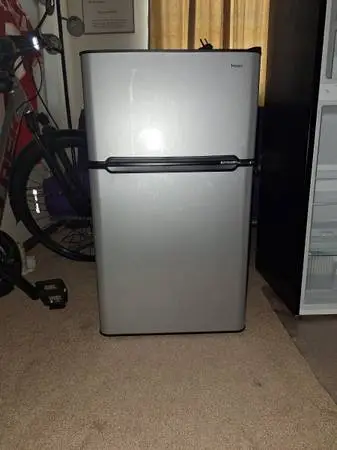 Heiar 3.3 cu ft. Refrigerator/Freezer