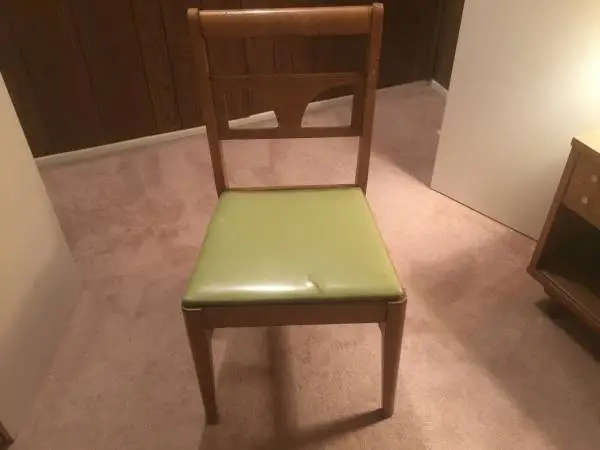 Vintage wood/vinyl chair