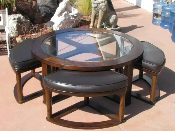 Cocktail / Coffee Table with Stools