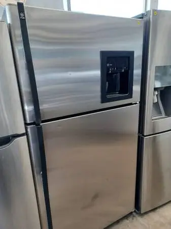 GE Stainless Steel Top Frezzer Refrigerator