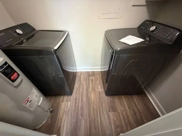 MOVING! Black Washer & Dryer SET - 4 year PROTECTION PLAN INCLUDED!!