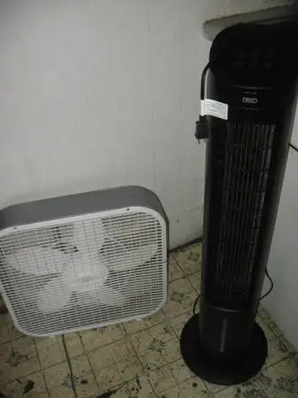 FAN--2 Fans Tower W/Remote $15---Window Box Fan $15