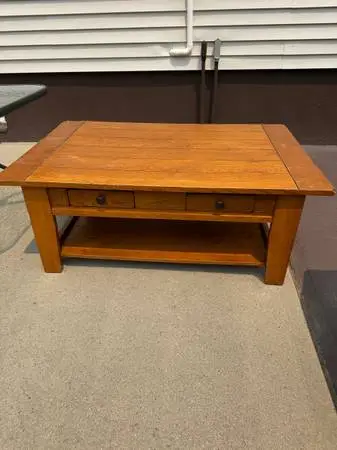 Household Wooden Coffee Table With Drawers