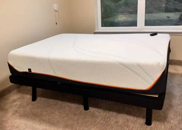 Full Size TempurPedic TEMPUR – ProAdapt Firm Adjustable Bed (I DELIVER