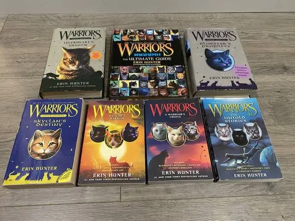 WARRIORS SUPER EDITIONS BY ERIN HUNTER PLUS! Paperback & Hardcover