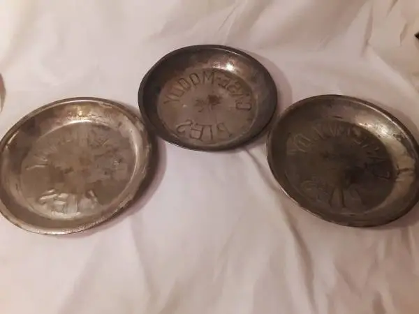 Antique Case-Moody Pie Pans