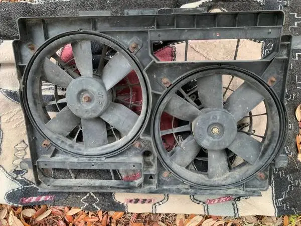 ELECTRIC RADIATOR COOLING FANS - NICE CONDITION - DELIVERY AVAILABLE