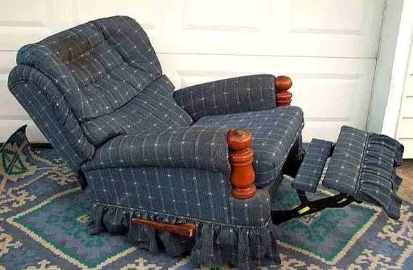 RECLINER Rocking Chair Reclining Rocker Vintage Living Room Furniture