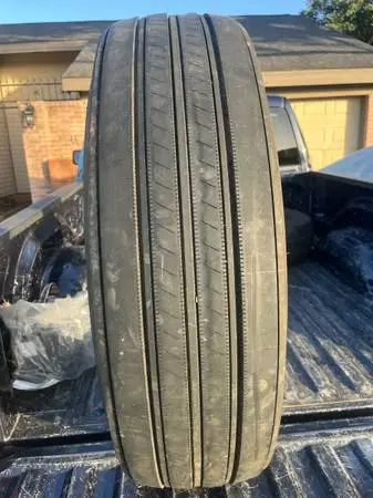 Tractor Trailer Tire