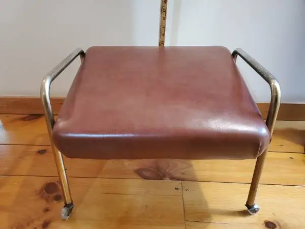 Pearl - Wick ~ Leg - Lounger, Vintage MCM Foot Stool Ottoman Adjustabl
