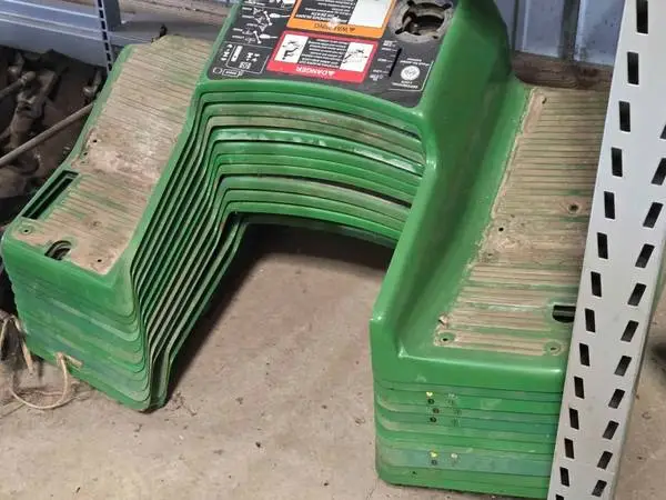 John Deere 425 445 455 fenders and footrests