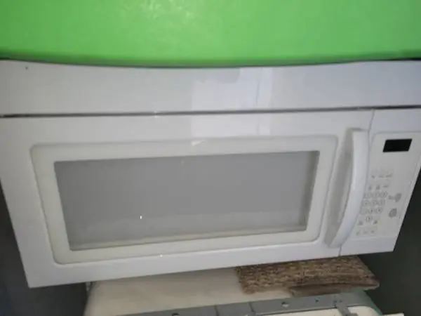 Whirlpool over the Range. Very good condition