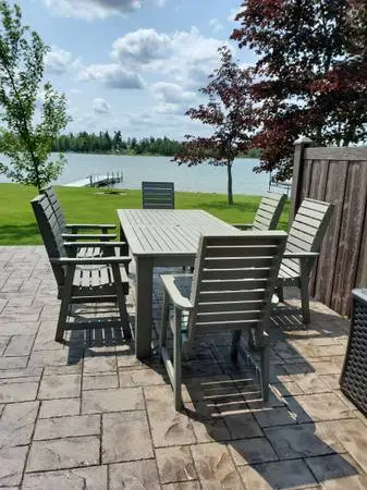 Highwood Weatherly 7-piece outdoor patio dining set