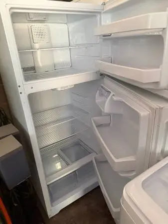GE refrigerator