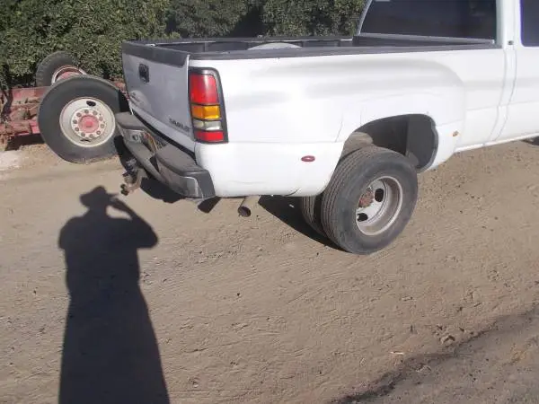 WANTED GM white dually bed or bedsides (2001-2007 years)