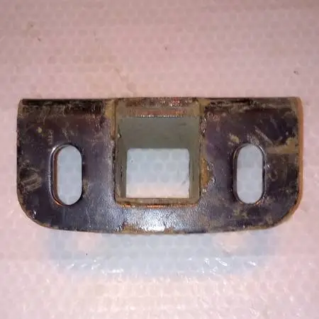 Reese 2 bolt on receiver hitch plate