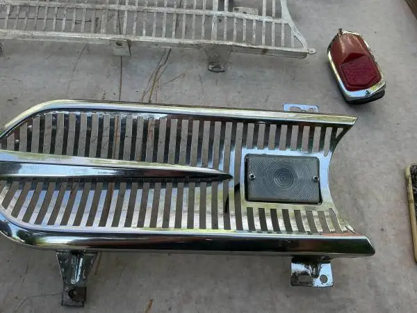 1960 FORD FALCON~ FRONTENAC GRILL