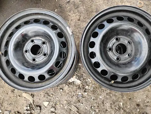 WHEELS / RIM  for tires, Size: 195/65R15. 195 65 15