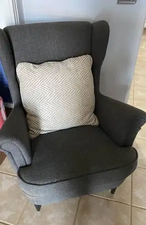 Gray chair great condition