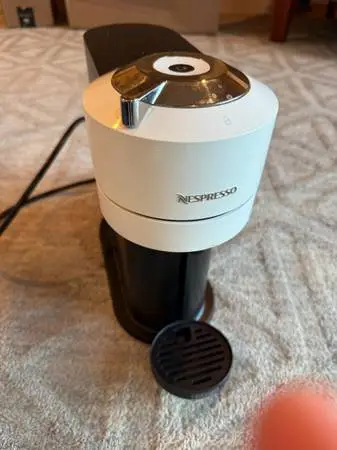 Nespresso Vertuo Next (Model ENV120) by De’Longhi.