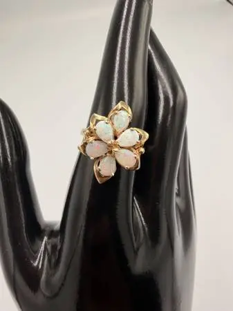 14k Gold Multi Opal Cluster Ring Size 7
