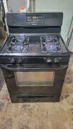 Frigidaire Gas stove (delivery available)