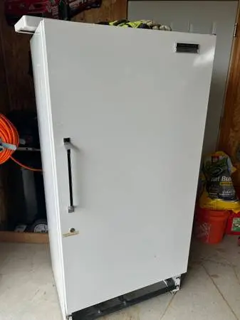 Sears standup Freezer 28.6 ft.³