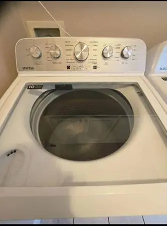 Maytag “whirl pool corporation” Washer & Gas Dryer set.