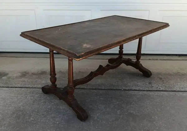 Vintage Victorian Coffee Table!