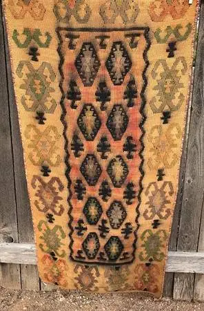 BEAUTIFUL VINTAGE KILIM RUG / WALL HANGING • comes with a rug pad •