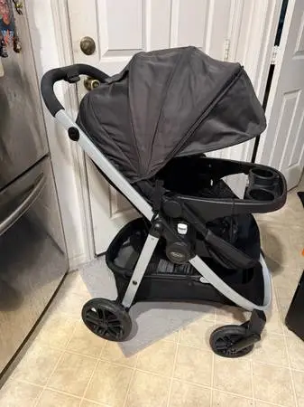 Graco Stroller (READ FULL DESCRIPTION BELOW👇)