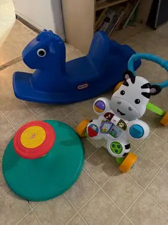 Play Toys, Walker for small kids (READ FULL DESCRIPTION BELOW👇)