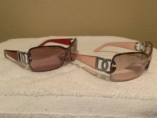 BRAND NEW BURGUNDY & PINK DESIGNER SUNGLASSES