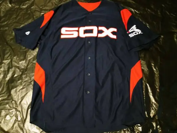 The Chicago White Sox Stitched Large L Baseball Jersey Shirt