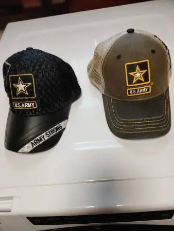 Caps