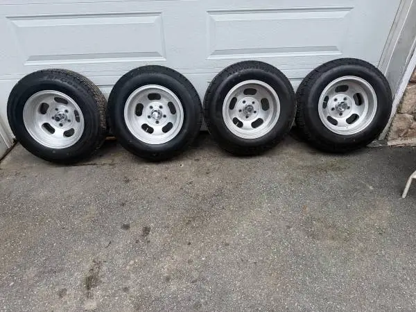 Old School GM slot mags new tires