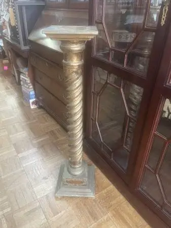 Antique  gold Florentine Pedastal plant stand Italian