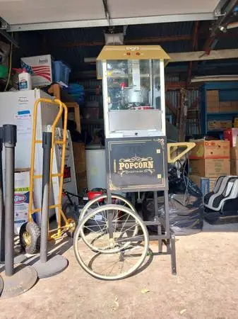 Popcorn machine
