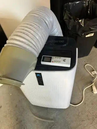 JHS portable AC  12,000 BTU