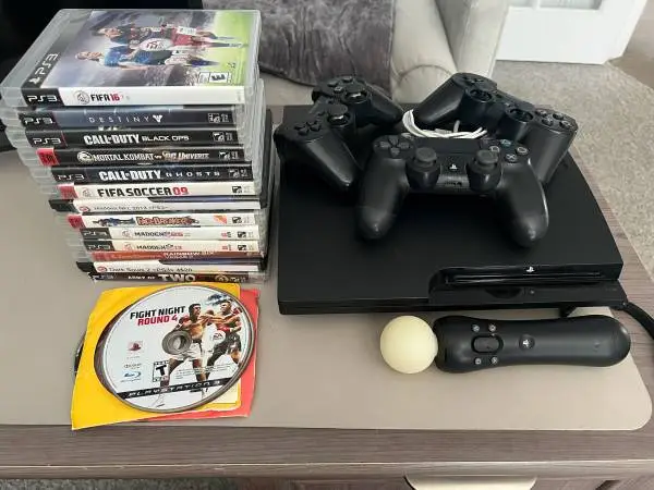 Sony PlayStation 3 Slim PS3 320GB CECH-3001B Console Bundle 24 Games Controllers