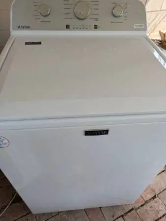 Washer clean fairly New works Great