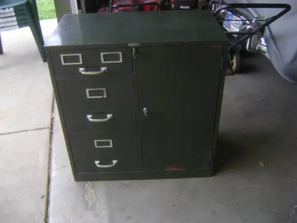 COLE STEEL 3 DRAWER 1 DOOR METAL CABINET TOOLS GARAGE MANCAVE