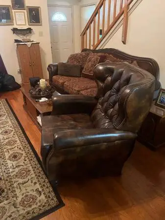 Leather Recliner CASH ONLY