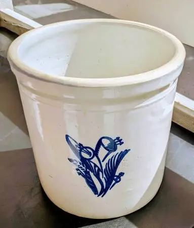 Western Stoneware crock-20s