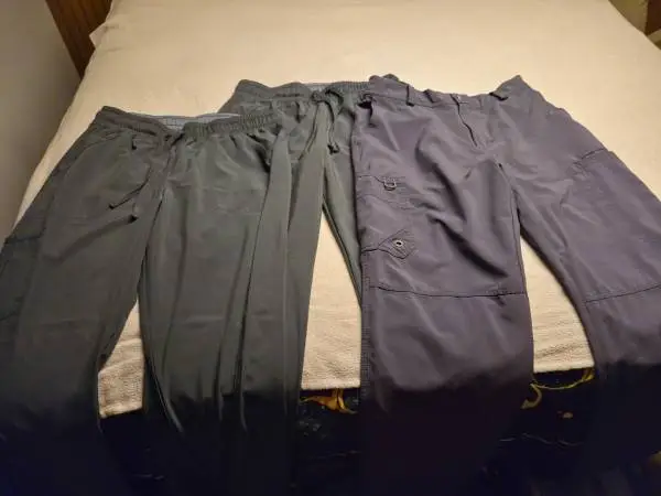 Womens scrubs