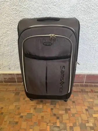 Samsonite Black Large Luggage Travel Case Airplane Checked Baggage Bag