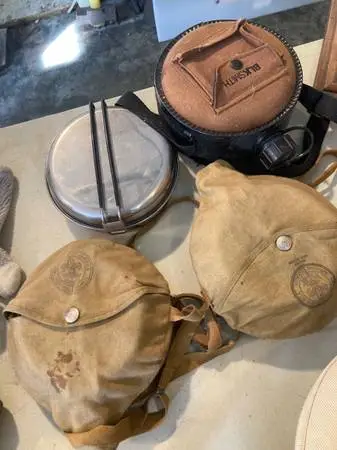 BOY SCOUT CAMPING MESS KITS AND A CANTEEN PRICE FOR ALL 4