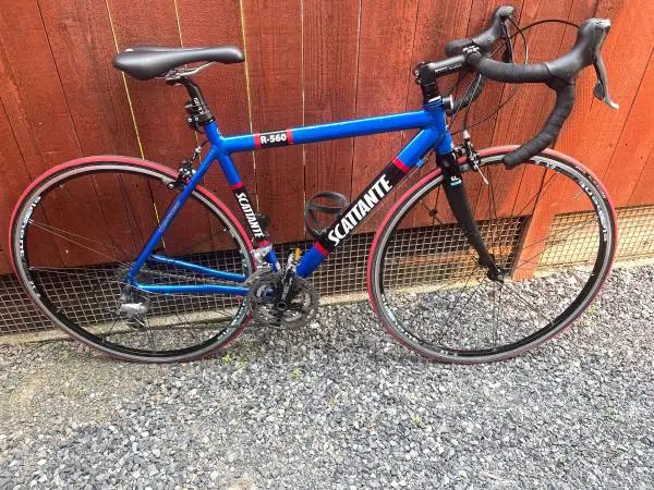 Scattante R-560 Road Bike