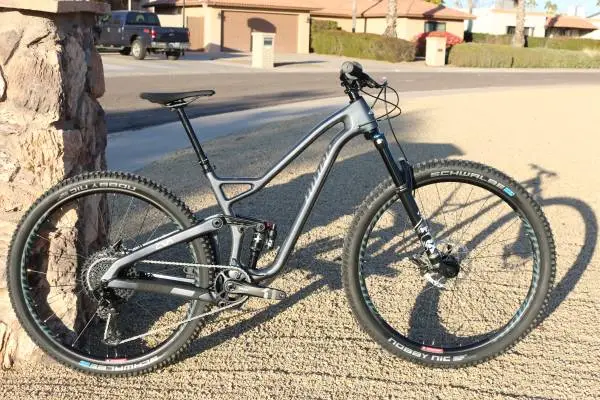 New 2023 Niner Jet 9 RDO Carbon Full Suspension Mountain Bike Medium